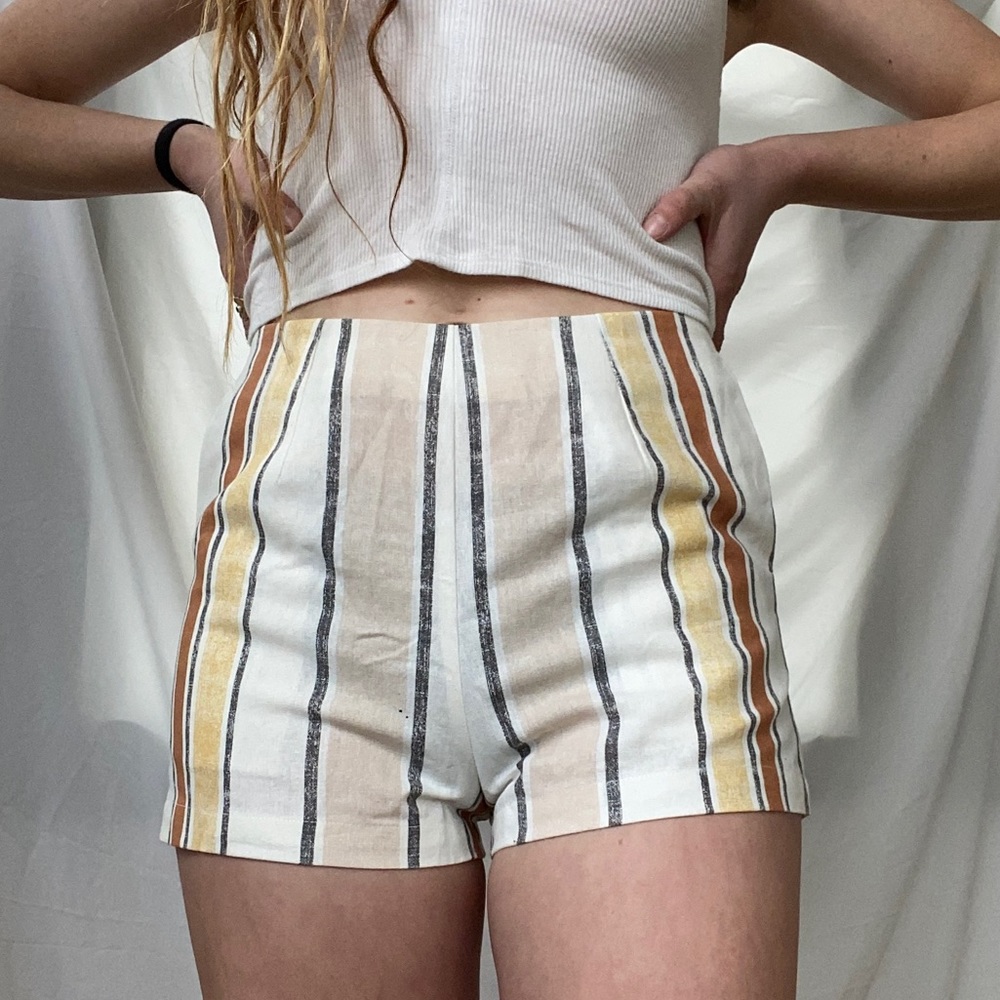 Minkpink high waisted shorts